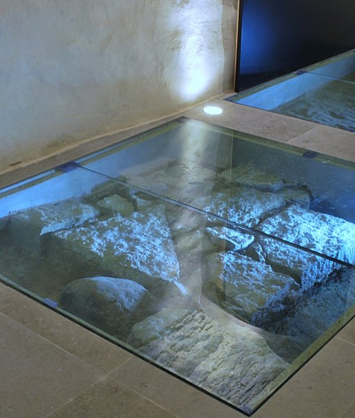 [:et]Klaaspõrandad muuseumis[:fi]Lasilattiat museossa [:ru]Стеклянные полы в музее