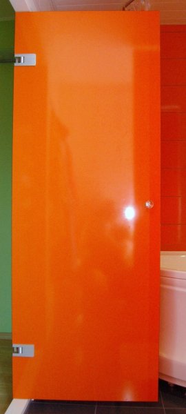 [:et]Vannitoa klaasuks[:fi]Kylpyhuonen lasiovi[:ru]Стеклянная дверь ванной комнаты